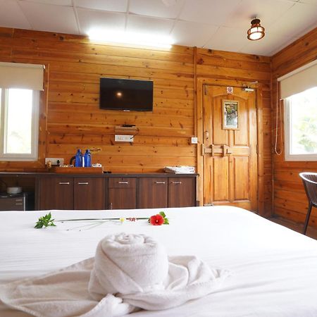 Tranquil Beach Resort Harihareshwar ภายนอก รูปภาพ