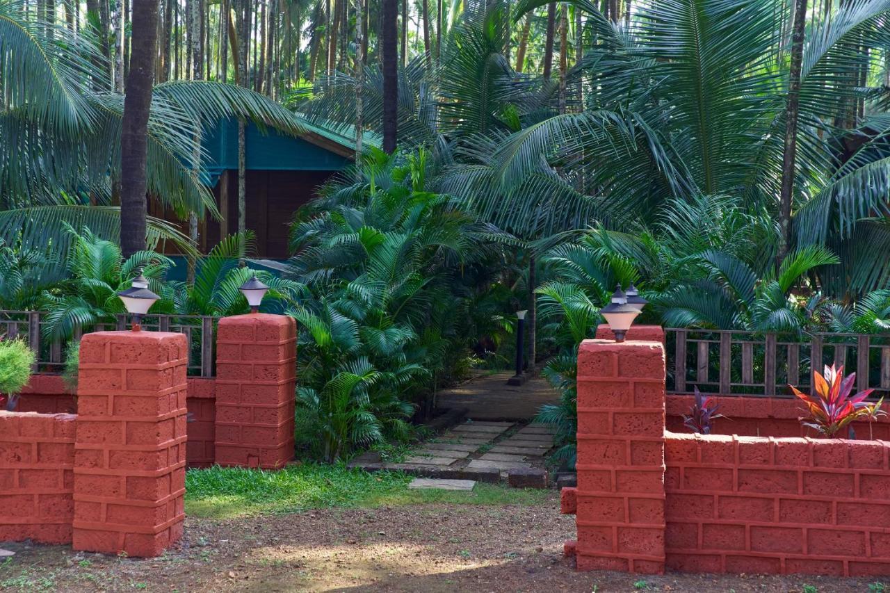 Tranquil Beach Resort Harihareshwar ภายนอก รูปภาพ