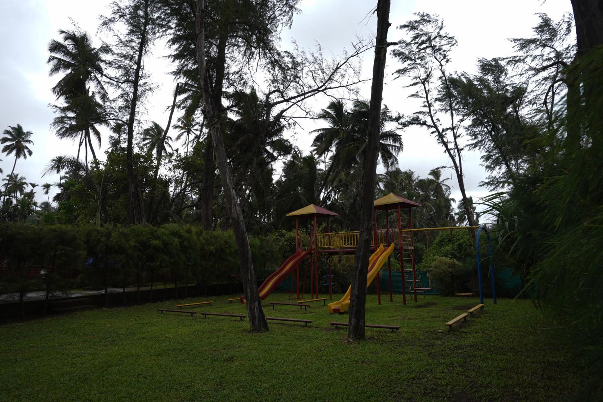 Tranquil Beach Resort Harihareshwar ภายนอก รูปภาพ